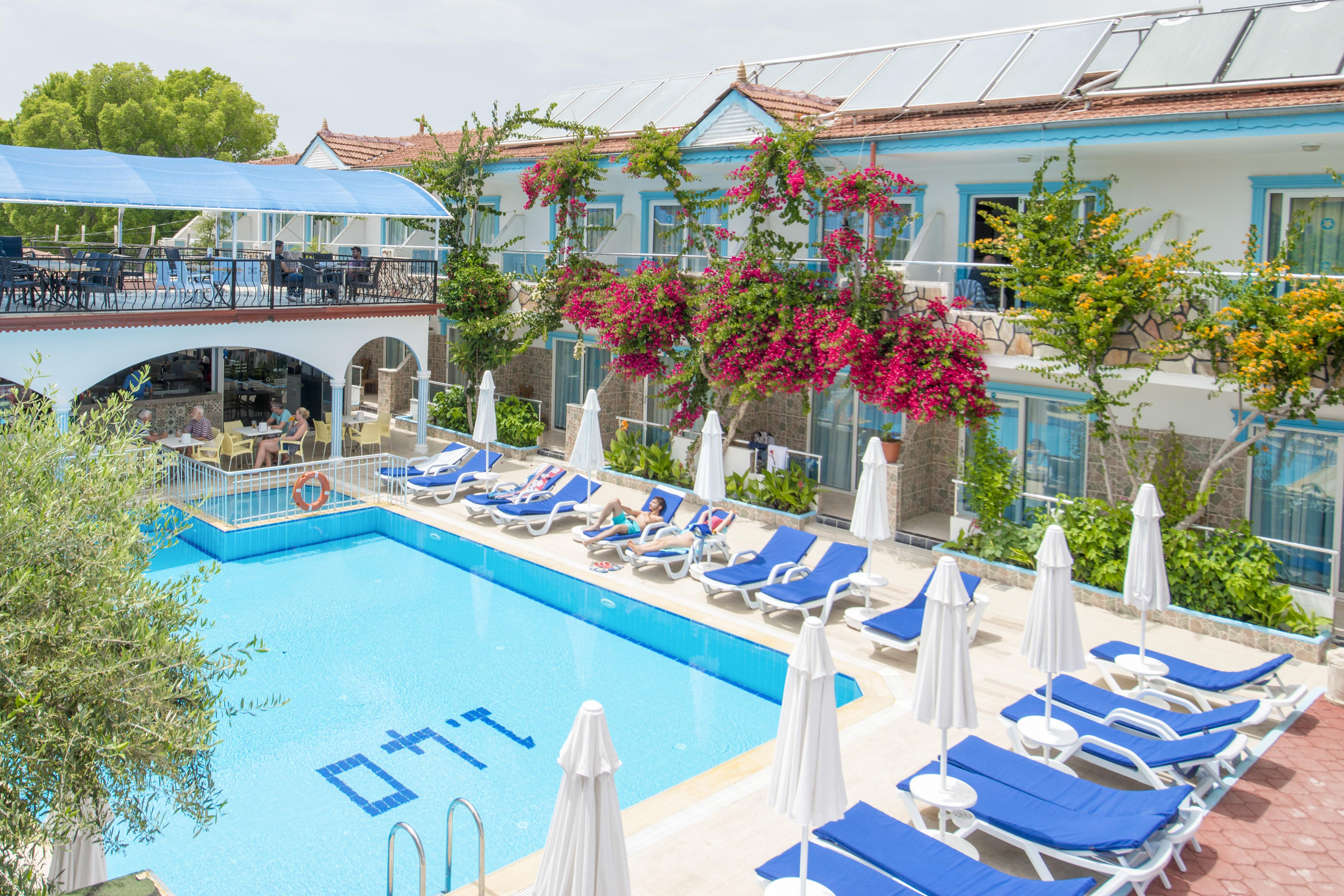 Sunberk Hotel Side Exterior foto